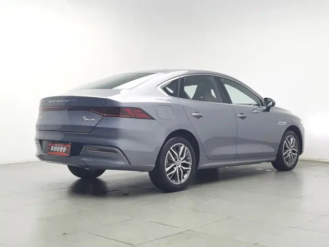 BYD Qin PLUS — Фото автомобиля 2
