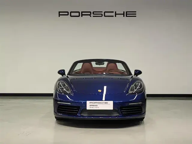 Porsche 718 — Фото автомобиля 2