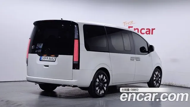 Hyundai Staria — Фото автомобиля 2