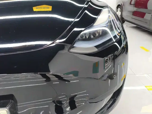 Tesla Model Y — Фото автомобиля 23