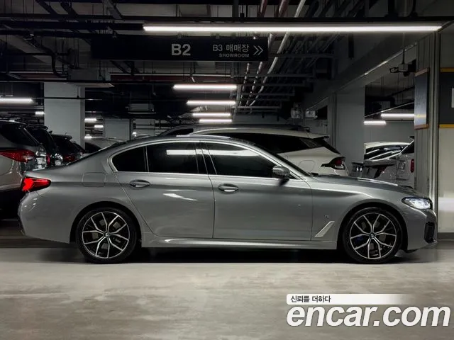BMW 5 Series G30 — Фото автомобиля 19