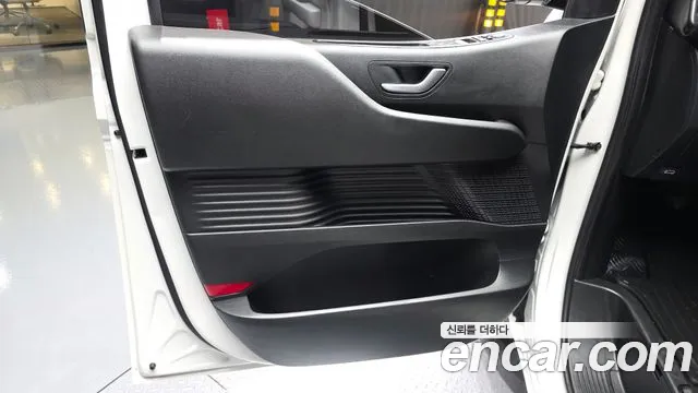 Hyundai Staria — Фото автомобиля 14
