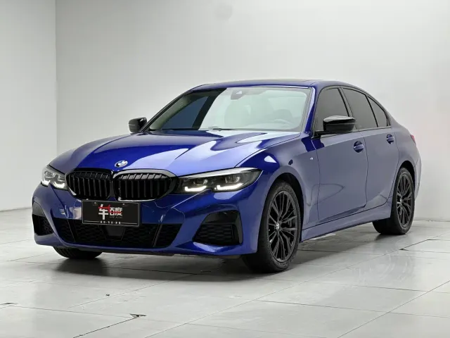 Фотография автомобиля — BMW 3 Series