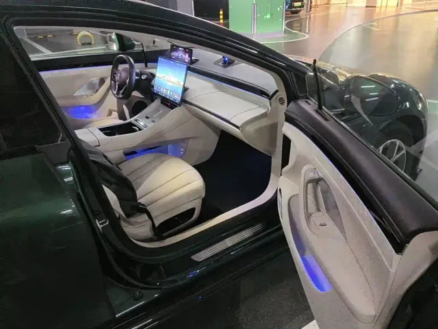 Luxeed S7 — Фото автомобиля 10