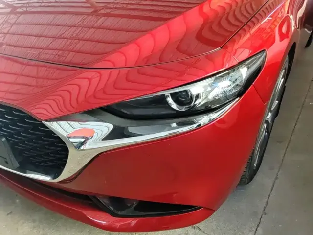 Mazda Axela — Фото автомобиля 23