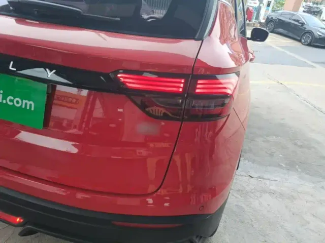 Geely Binyue — Фото автомобиля 7