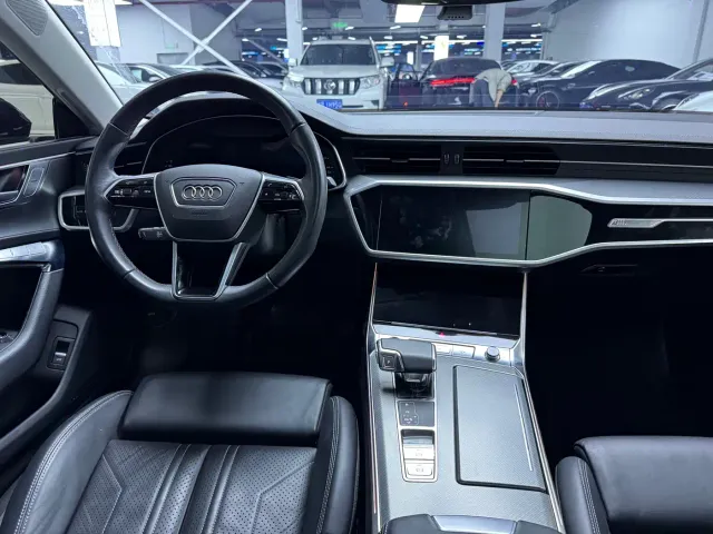 Audi A7 — Фото автомобиля 16