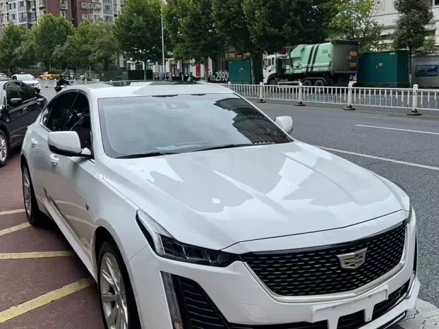 Cadillac CT5 — Фото автомобиля 6