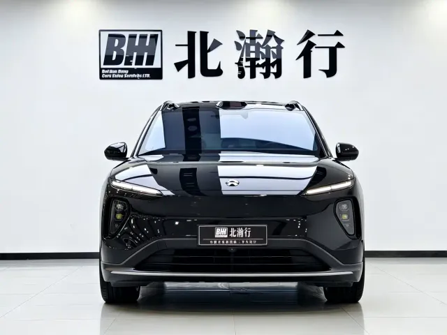 Nio ES6 — Фото автомобиля 2