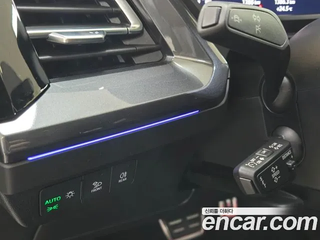 Audi Q4 e-tron — Фото автомобиля 12