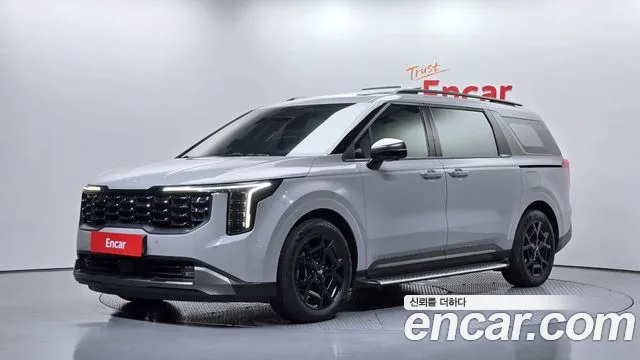 Фотография автомобиля — Kia Carnival