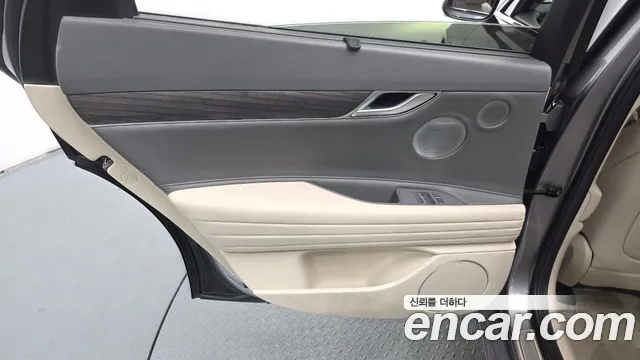 Genesis G80 Бензин 3.5 турбо AWD — Фото автомобиля 22