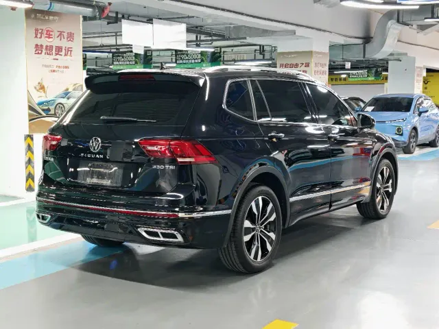 Volkswagen Tiguan L — Фото автомобиля 13