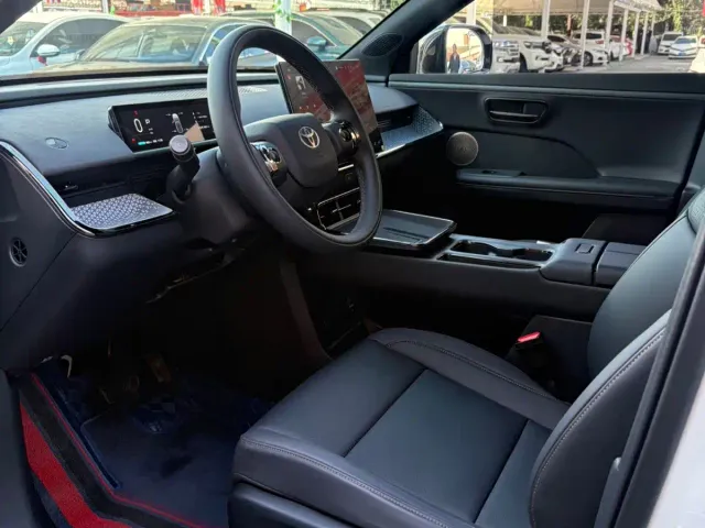 Toyota BoZhi 3X — Фото автомобиля 9