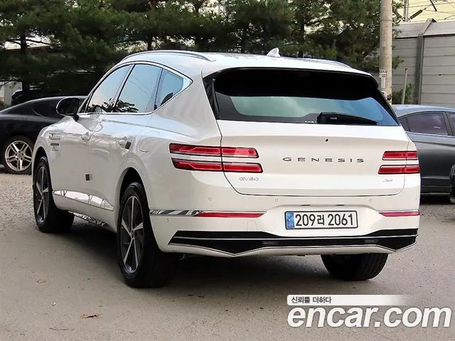 Genesis GV80 2.5T Бензин AWD — Фото автомобиля 3