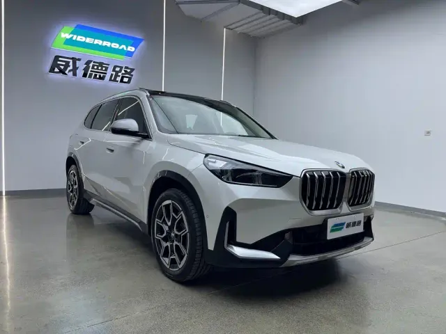 BMW X1 — Фото автомобиля 4