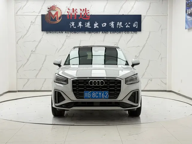 Audi Q2L — Фото автомобиля 2