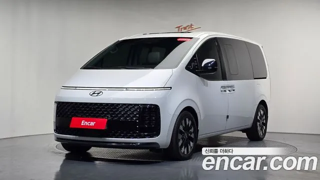 Hyundai Staria Staria 4WD Lounge 7 мест — Фото автомобиля 11