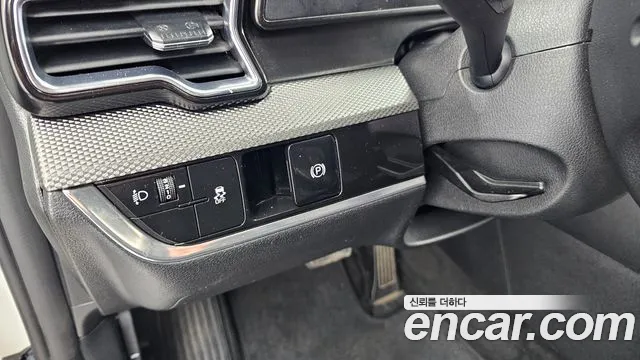 Kia Sportage Sportage 5-е поколение Бензин 1.6 турбо 2WD — Фото автомобиля 6
