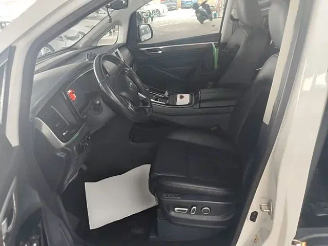 GAC Trumpchi M8 — Фото автомобиля 14