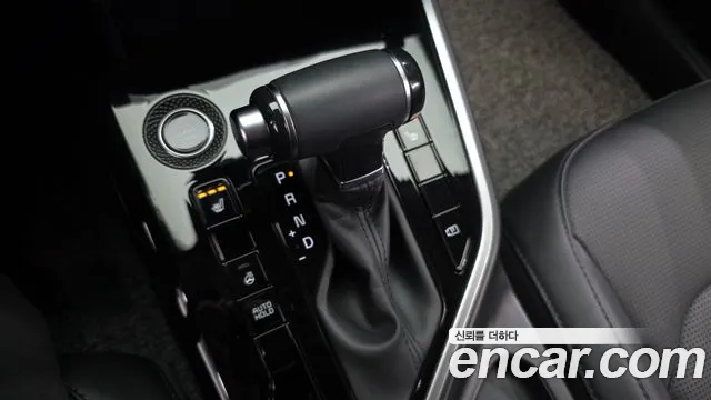 Kia Niro The All New — Фото автомобиля 12