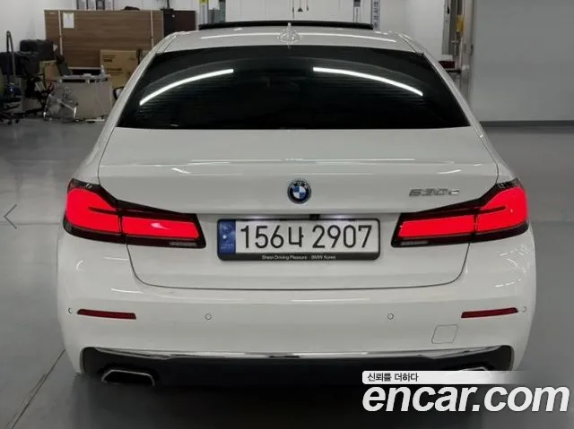BMW 5 Series G30 — Фото автомобиля 4