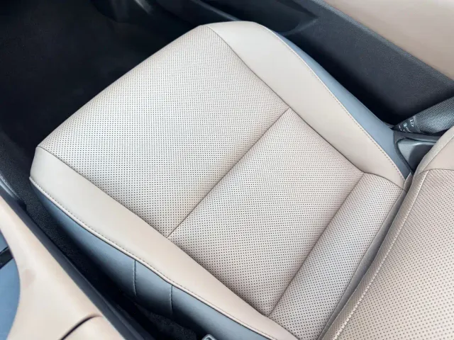 Lexus ES — Фото автомобиля 16