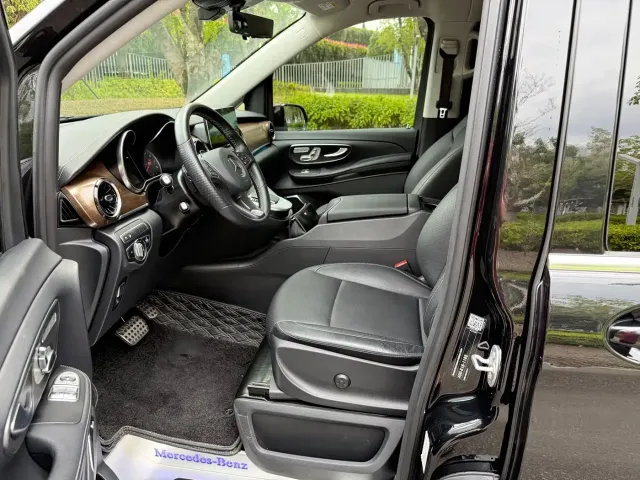 Mercedes-Benz V-Class — Фото автомобиля 9