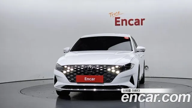 Hyundai Grandeur Grandeur (New) — Фото автомобиля 3