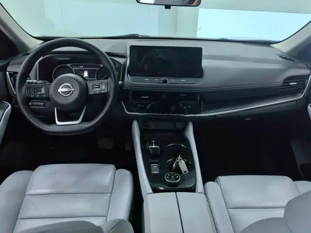 Nissan X-Trail — Фото автомобиля 12