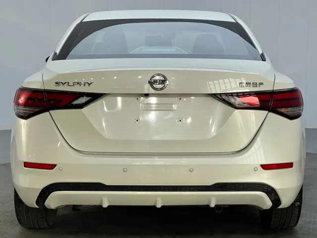 Nissan Sylphy — Фото автомобиля 23
