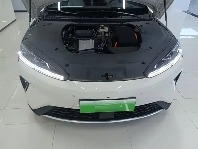 BYD Seal 07 DM-i — Фото автомобиля 19