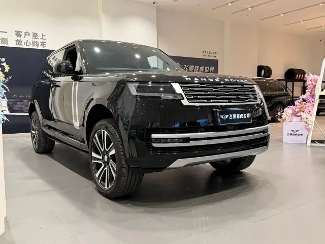 Land Rover Range Rover — Фото автомобиля 3