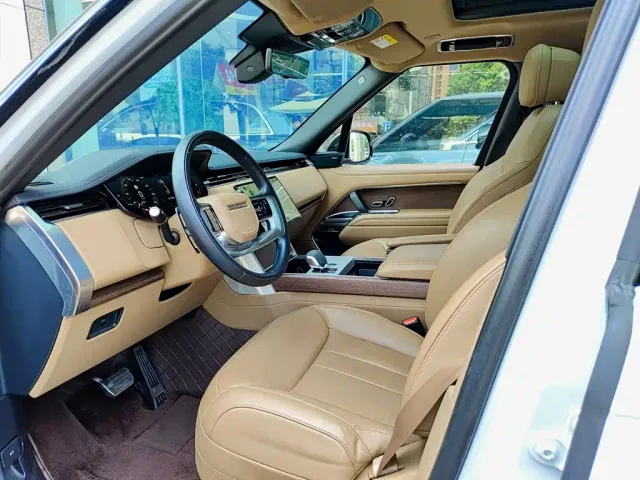 Land Rover Range Rover — Фото автомобиля 7