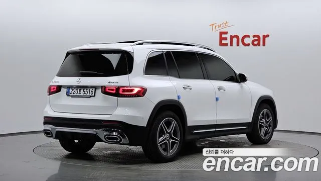 Mercedes-Benz GLB-Class — Фото автомобиля 2