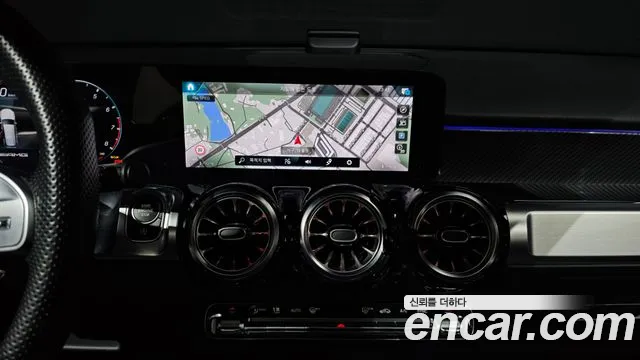 Mercedes-Benz GLB-Class — Фото автомобиля 15