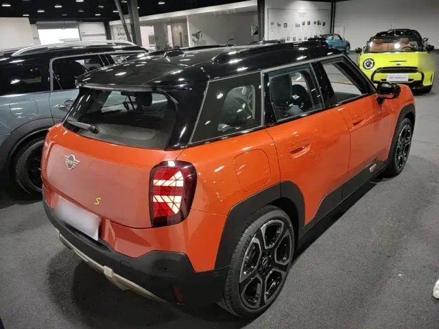 MINI Electric ACEMAN — Фото автомобиля 6