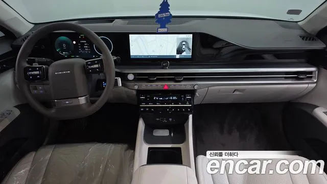 Hyundai Grandeur GN7 — Фото автомобиля 10