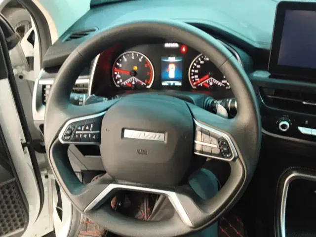 Haval H6 — Фото автомобиля 10