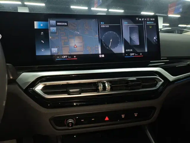 BMW i3 — Фото автомобиля 12