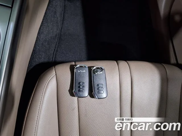 Kia K8 2.5 Бензин 2WD — Фото автомобиля 14
