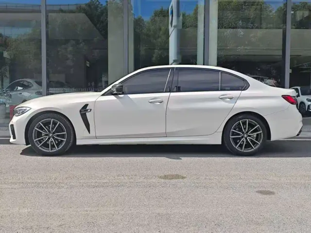 BMW 3 Series — Фото автомобиля 4