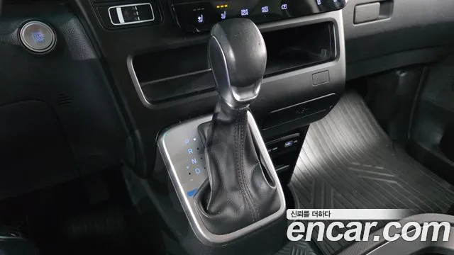 Hyundai Staria — Фото автомобиля 8