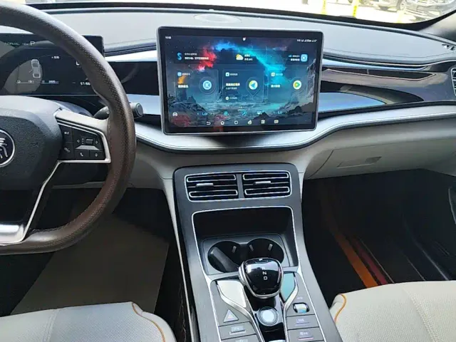 BYD Qin PLUS — Фото автомобиля 12