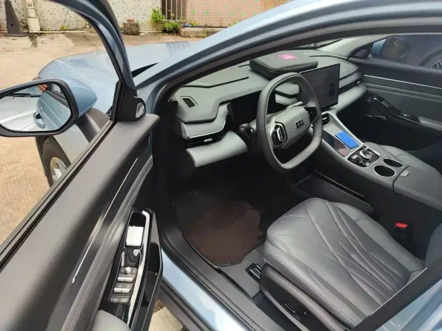 Geely Galaxy L6 — Фото автомобиля 13