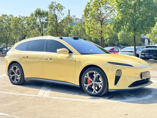 Nio ET5 Touring — Фото автомобиля 3