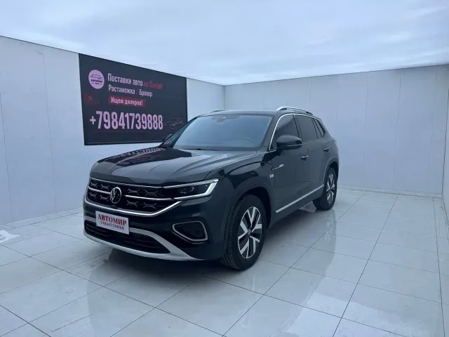 Фотография автомобиля — Volkswagen Tayron
