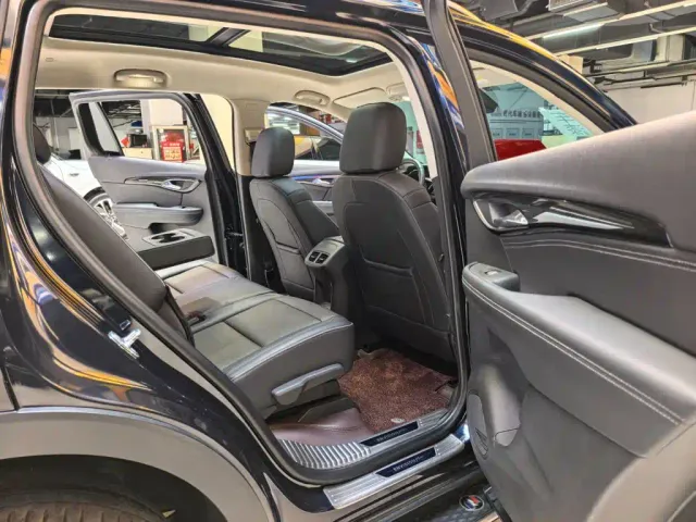Buick Envision Plus — Фото автомобиля 8