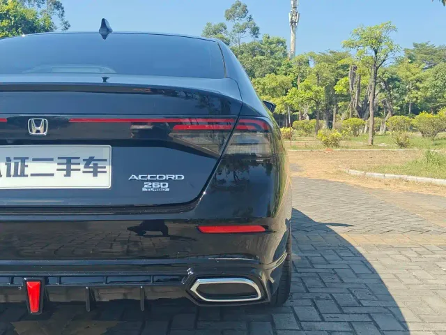 Honda Accord — Фото автомобиля 28
