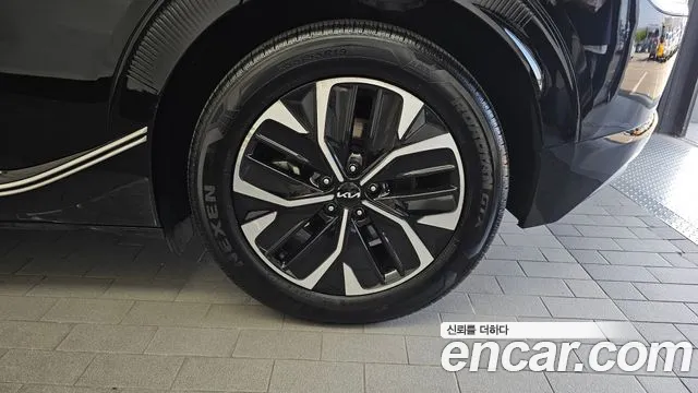 Kia EV6 — Фото автомобиля 6